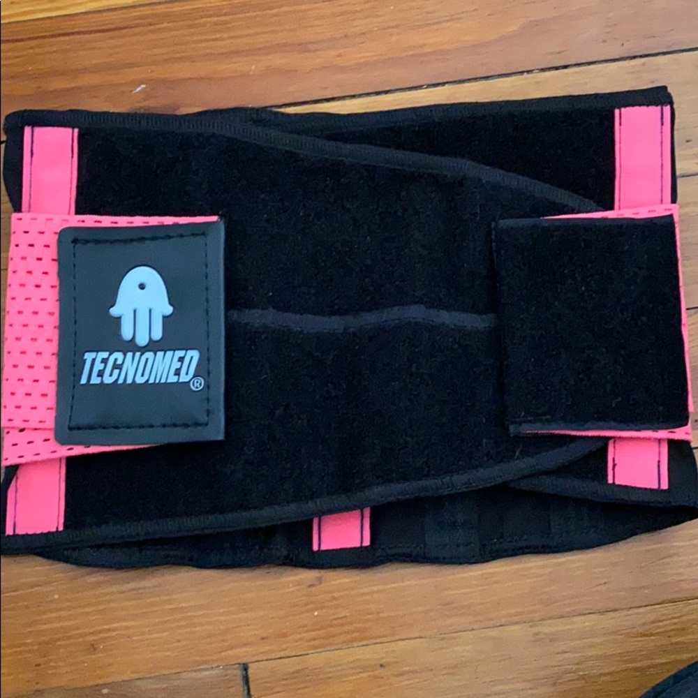Athletic waist trainer